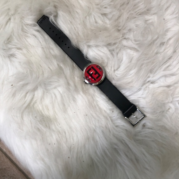 Designer Fendi Bussola Bubble Watch 7.5" 8010G Swiss Made Silicon Stra - Picture 6 of 11